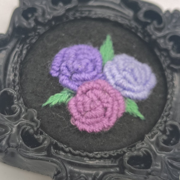 Tiny Embroidery - Triple Bouquets