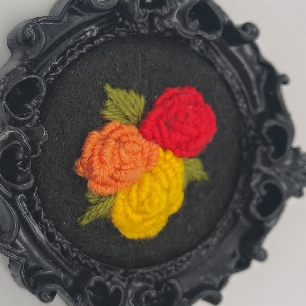 Tiny Embroidery - Triple Bouquets