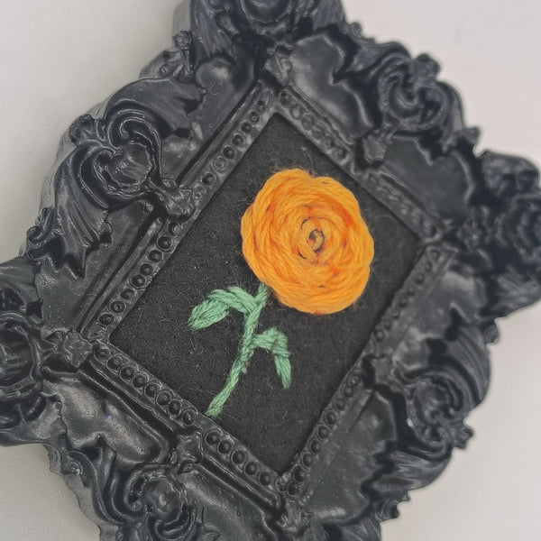 Tiny Embroidery - Small Flower (Black Frame)