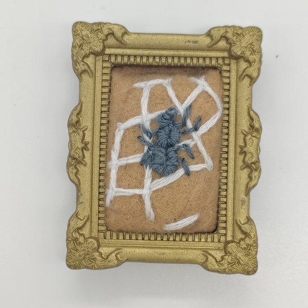 Tiny Embroidery - Spider