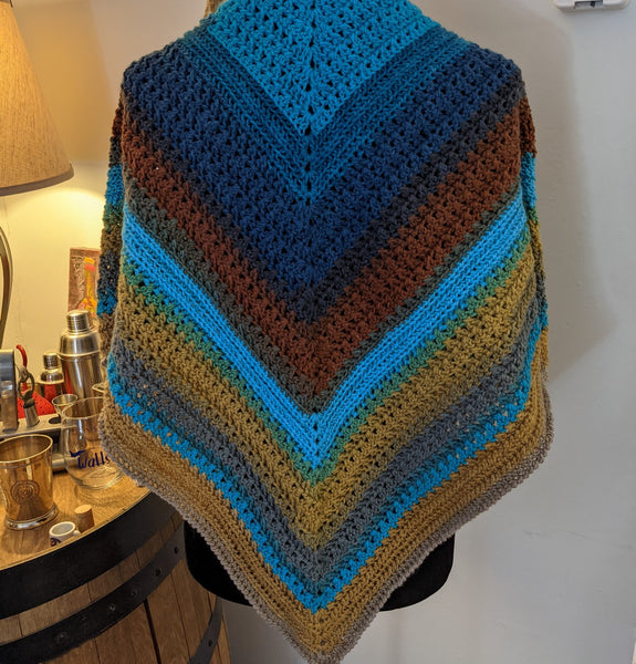 X Marks the Spot Shawl in Sphinx